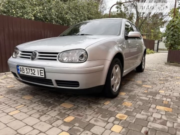Авто Volkswagen Golf 2000 № 7551083