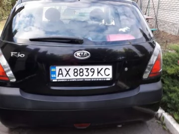 Авто KIA Rio 2006 № 7551443