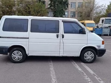 Авто Volkswagen Transporter 2001 № 7551735
