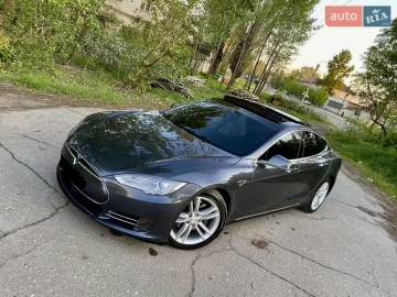 Авто Tesla Model S 2015 № 7551766