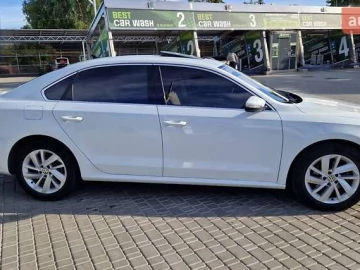 Авто Volkswagen Passat 2017 № 7551868