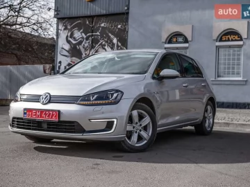 Авто Volkswagen E-Golf 2016 № 7551878