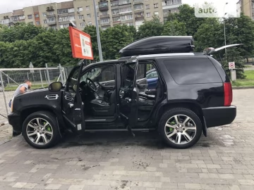 Авто Cadillac Escalade 2007 № 7552315