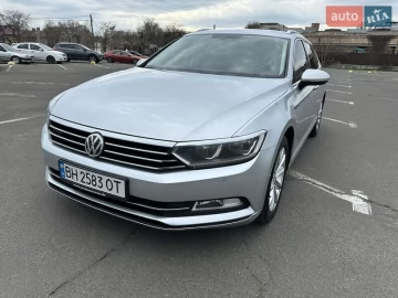 Авто Volkswagen Passat 2017 № 7552447