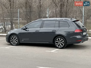 Авто Volkswagen Golf 2017 № 7553015