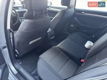 Авто Volkswagen Passat 2017 № 7553278