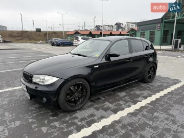 Авто BMW 1 Series 2005 № 7553432