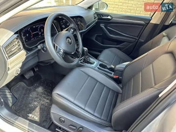Авто Volkswagen Jetta 2021 № 7553629