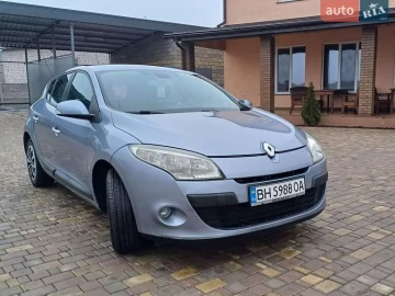 Авто Renault Megane 2010 № 7553809