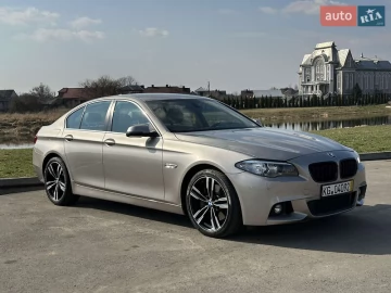 Авто BMW 5 Series 2014 № 7553983
