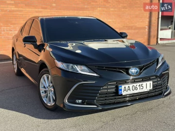 Авто Toyota Camry 2024 № 7554080