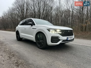 Авто Volkswagen Touareg 2019 № 7554101