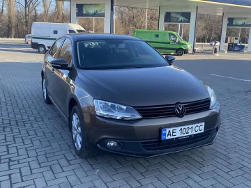 Авто Volkswagen Jetta 2012 № 7554369