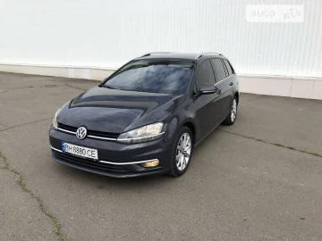 Авто Volkswagen Golf 2017 № 7554406