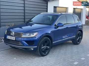 Авто Volkswagen Touareg 2017 № 7554520