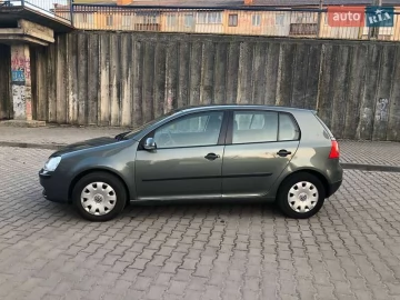Авто Volkswagen Golf 2005 № 7554634