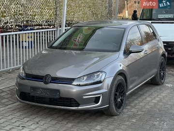 Авто Volkswagen E-Golf 2015 № 7554842