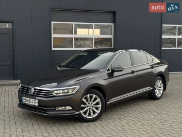 Авто Volkswagen Passat 2017 № 7555002