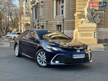 Авто Toyota Camry 2021 № 7555038