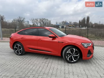 Авто Audi E-Tron 2020 № 7555062