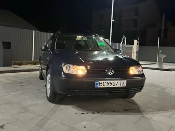 Авто Volkswagen Golf 2001 № 7555171