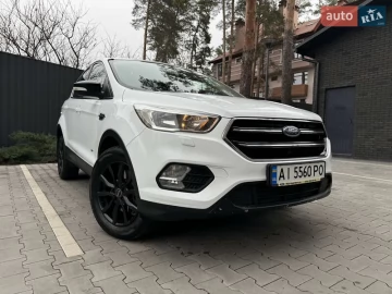 Авто Ford Kuga 2017 № 7555503