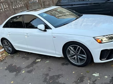 Авто Audi A4 2022 № 7555595