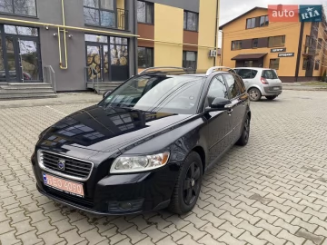 Авто Volvo V50 2009 № 7555779