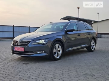 Авто Skoda Superb 2016 № 7555915