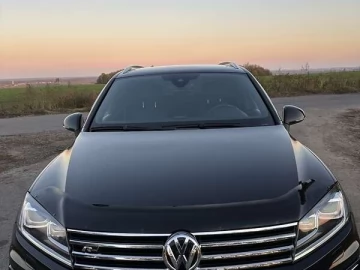 Авто Volkswagen Touareg 2018 № 7556065