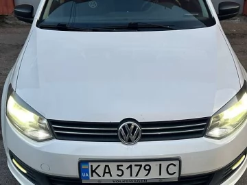 Авто Volkswagen Polo 2012 № 7556217