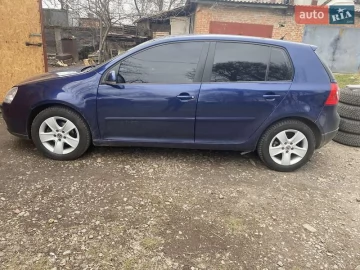 Авто Volkswagen Golf 2005 № 7556327