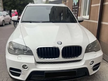 Авто BMW X5 2010 № 7556413