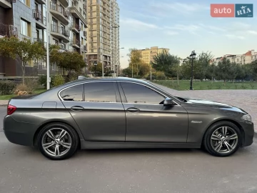 Авто BMW 5 Series 2014 № 7556455