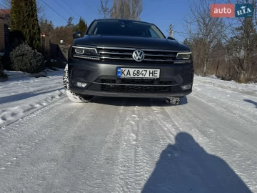 Авто Volkswagen Tiguan 2019 № 7556457