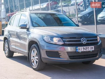 Авто Volkswagen Tiguan 2015 № 7556706