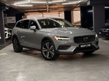 Авто Volvo V60 2024 № 7556737