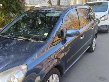 Авто Opel Zafira 2010 № 7556791