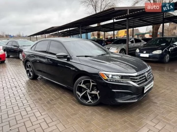 Авто Volkswagen Passat 2020 № 7557365