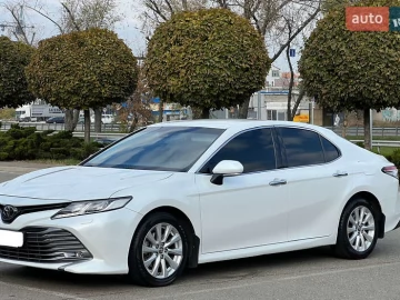 Авто Toyota Camry 2018 № 7557396