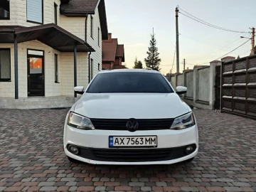 Авто Volkswagen Jetta 2012 № 7557524