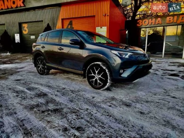 Авто Toyota Rav4 2017 № 7557887