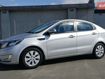 Авто KIA Rio 2013 № 7558013