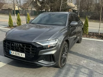Авто Audi Q8 2018 № 7558212