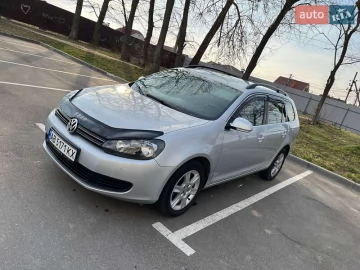 Авто Volkswagen Golf 2010 № 7558734