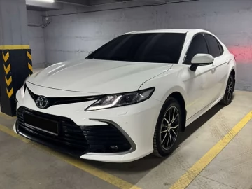 Авто Toyota Camry 2023 № 7559409