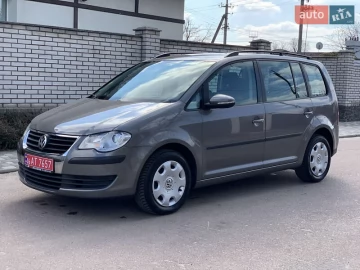 Авто Volkswagen Touran 2009 № 7559682