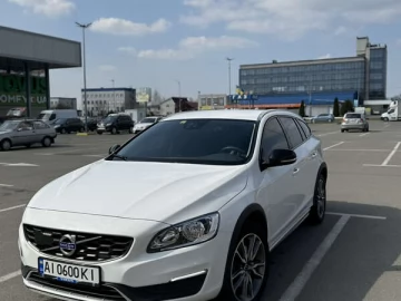 Авто Volvo V60 Cross Country 2017 № 7559827