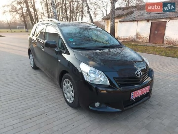 Авто Toyota Verso 2012 № 7560306