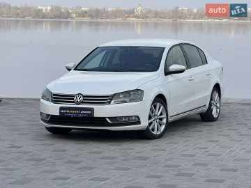 Авто Volkswagen Passat 2011 № 7560470